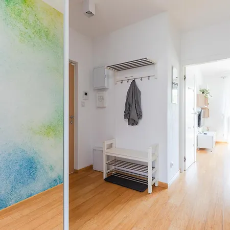Superapart Kierbedzia - Blisko Olinek Apartman Varsó