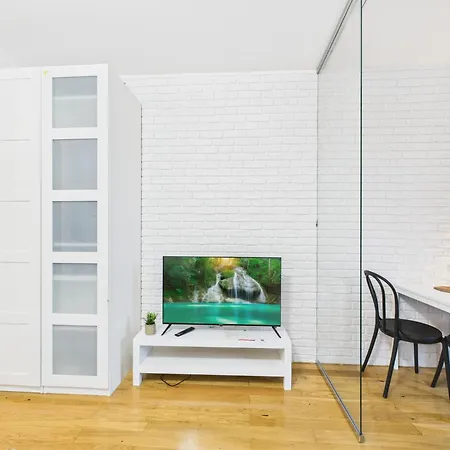 Superapart Kierbedzia - Blisko Olinek Apartman