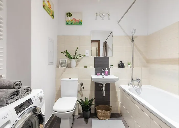 Superapart Kierbedzia - Blisko Olinek * وارسو