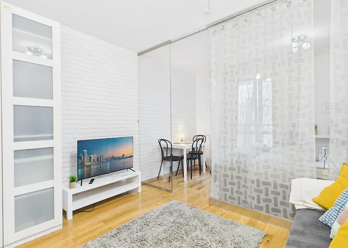 Superapart Kierbedzia - Blisko Olinek شقة