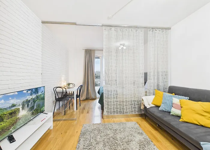 Superapart Kierbedzia - Blisko Olinek شقة